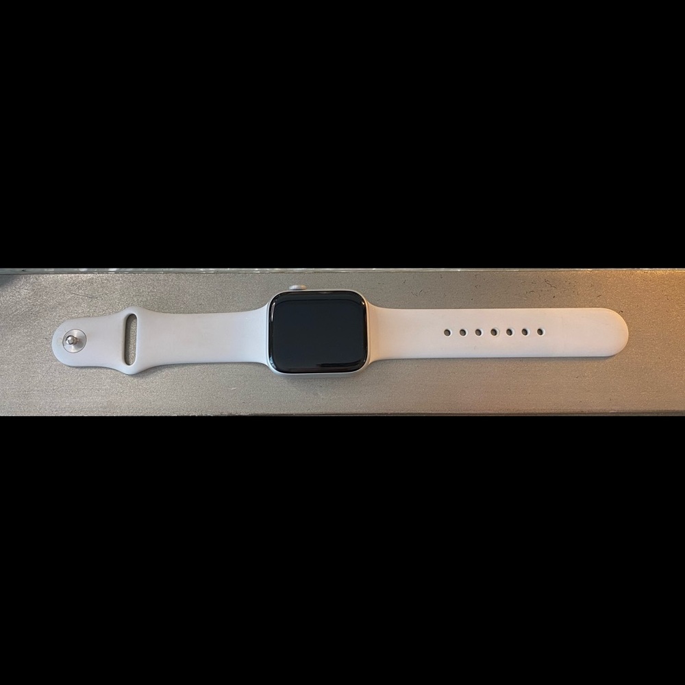 Apple Watch (series 5)